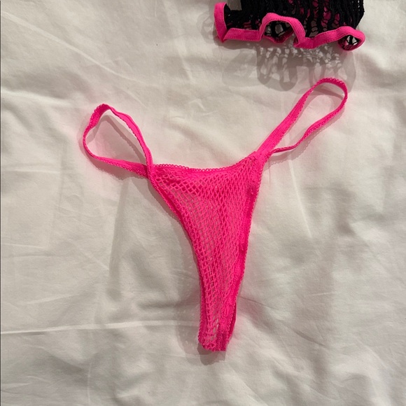 Music Legs Black and Pink Mesh dress - Picture 4 of 5